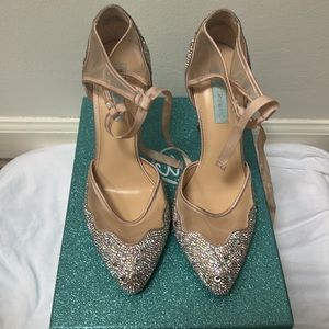 Betsy Johnson SB-IRIS